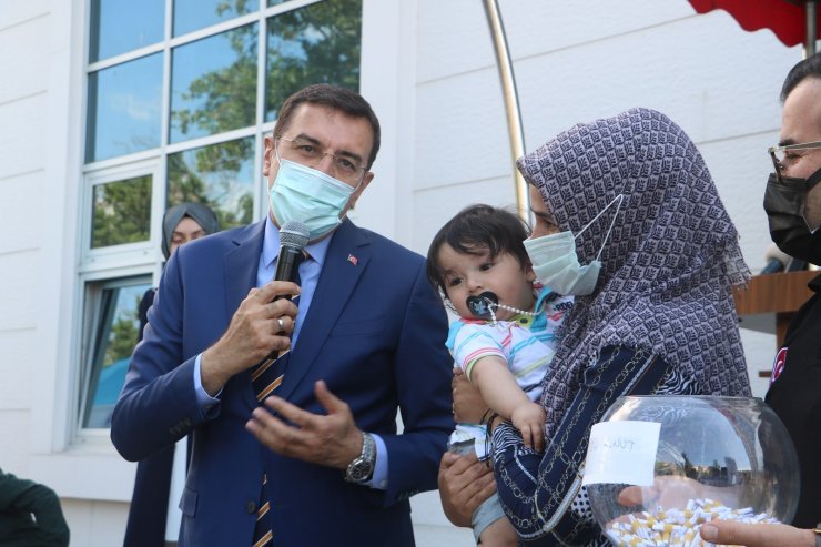 Konut kurasında ismi çıkan depremzedeler, duygu dolu anlar yaşadı