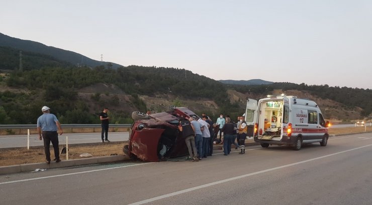 Tokat’ta hafif ticari araç devrildi: 2 ölü, 2 yaralı