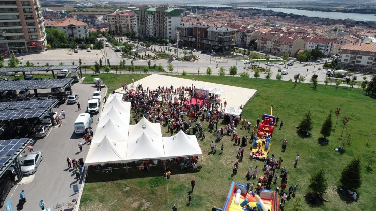 Gölbaşı Belediye Başkanı Ramazan Şimşek’ten çocuklara şenlik