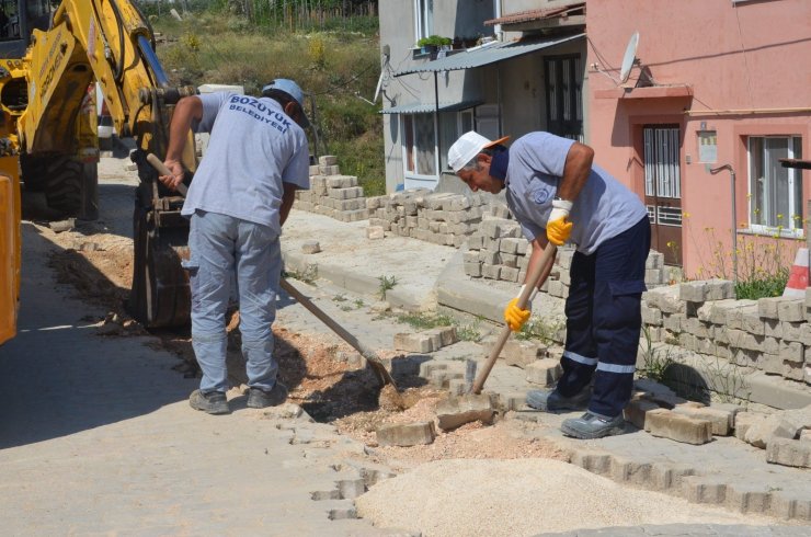 Yol düzenleme çalışmaları devam ediyor