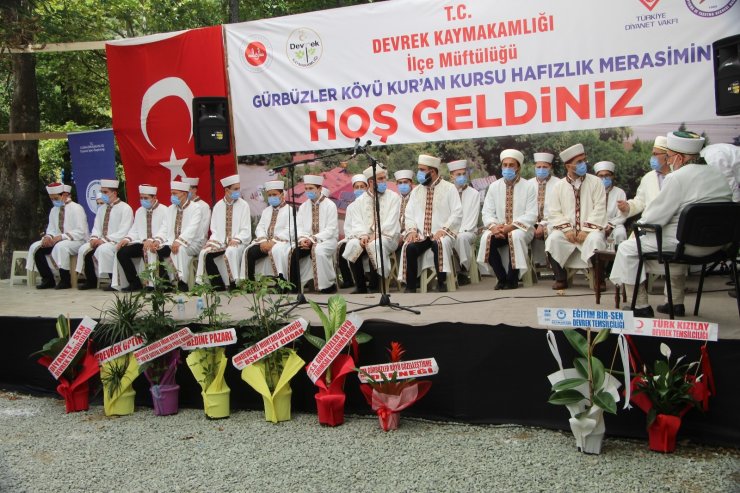 Devrek’te 28. hafızlık icazet merasimi büyük ilgi gördü