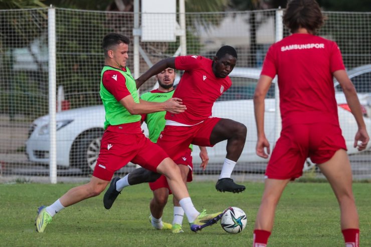 Samsunspor’da Fofana ve Melih Altıkulaç’ın lisansı çıkartıldı