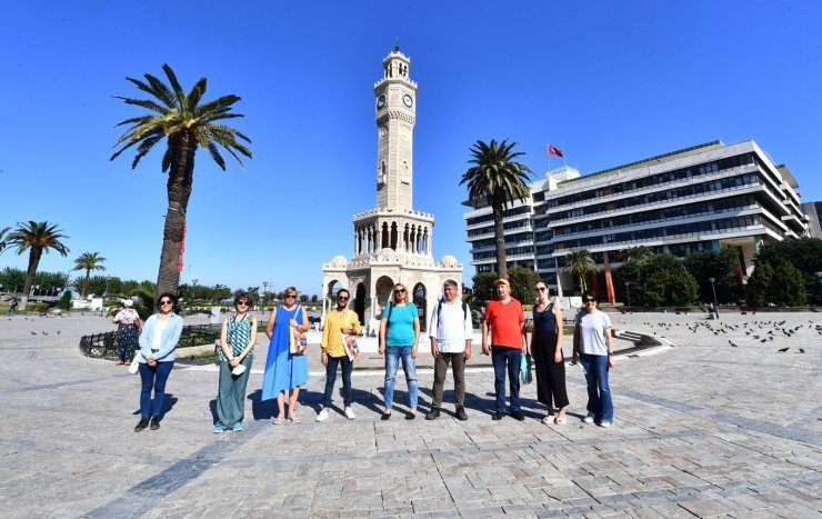 Uluslararası Kültür Zirvesi konukları İzmir’i adımladı