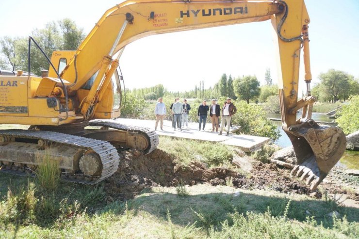 Millet Bahçesi projesinde ilk kazma vuruldu