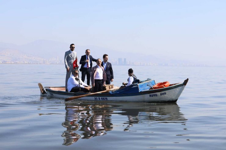 AK Parti İzmir’den körfez çıkarması