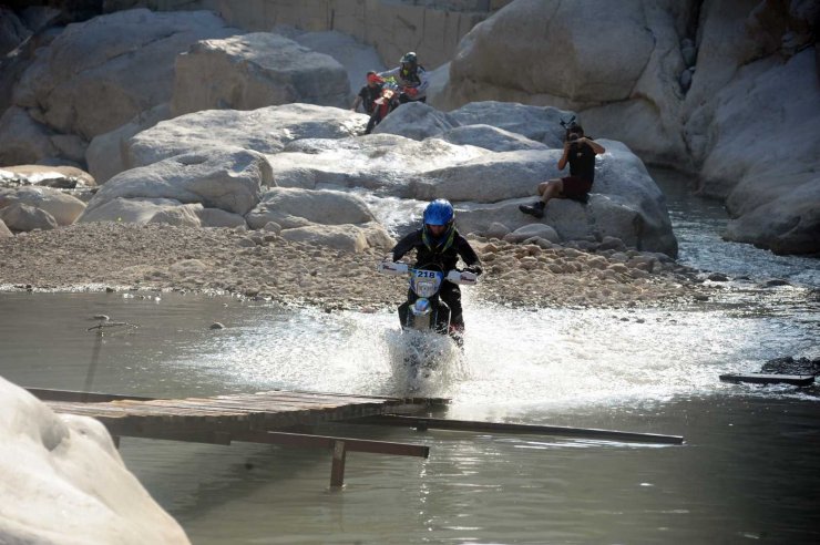 Sea To Sky Enduro Motosiklet Yarışları’nda 35 ülkeden yaklaşık 350 sporcu katılacak.