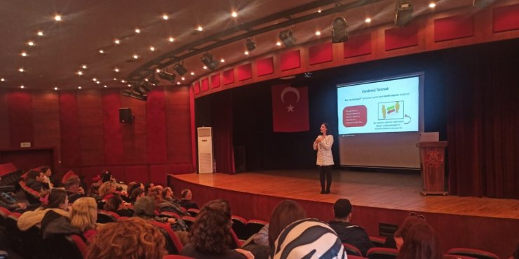 Nazilli Devlet Hastanesi personeline iletişim semineri verildi