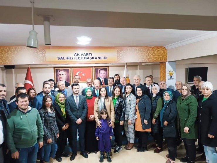 Salihli AK Parti, milletvekili aday adaylarını tanıttı