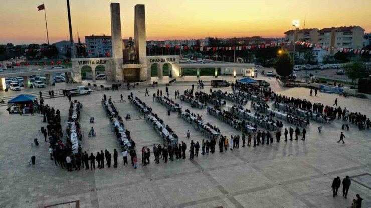 Didim’de iftar yemekleri başladı